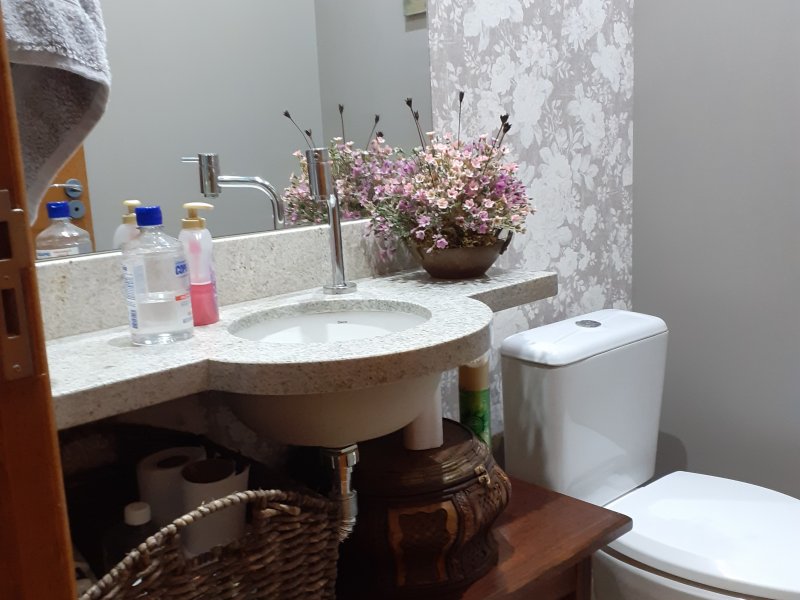 Casa à venda Ingleses do Rio Vermelho com 110m² e 2 quartos por R$ 550.000 - 1758560874-20200628-191617.jpg