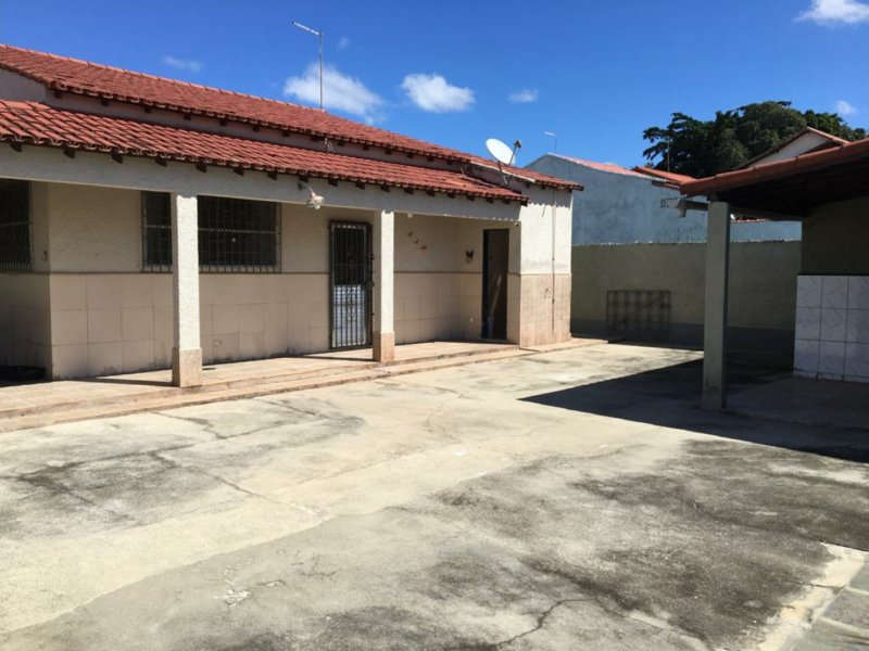 Casa à venda Coqueiral com 234m² e 5 quartos por R$ 480.000 - 1152494846-screenshot-2021-03-17-09-32-48-853-com.jpg