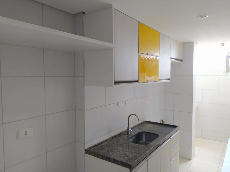 imóvel com 68m² - Torre - Recife