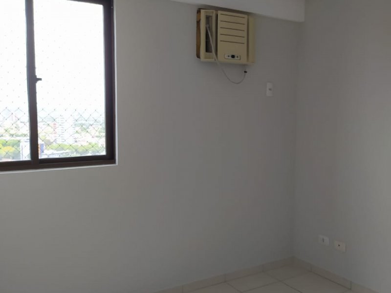 imóvel com 68m² - Torre - Recife