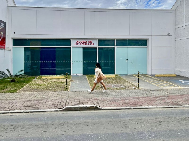 Comercial para alugar Centro com 250m² e 1 quarto por R$ 21.000 - 1003579533-02-img-6123.jpg