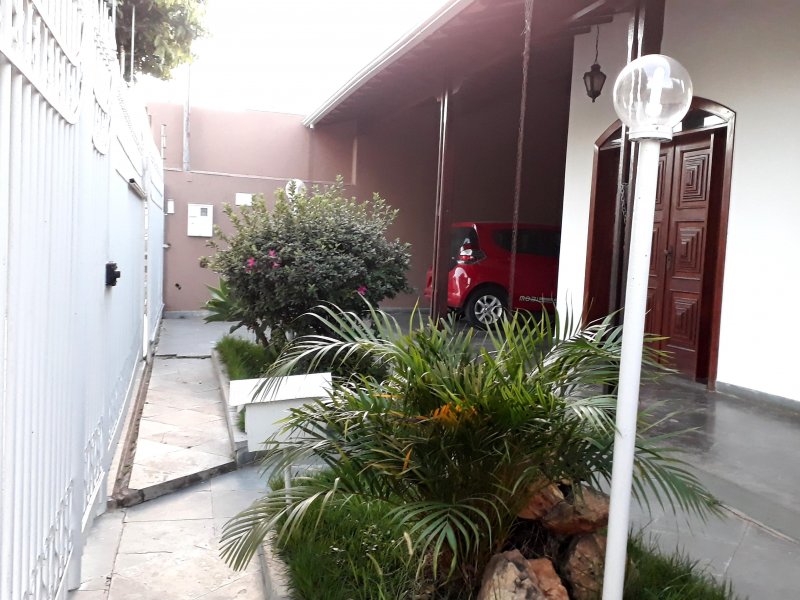 imóvel com 360m² - São Cristóvão - Sete Lagoas