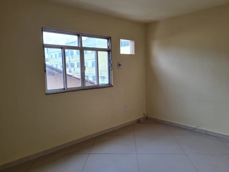 imóvel com 200m² - Rocha Sobrinho - Mesquita
