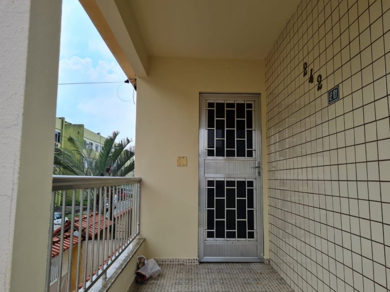 imóvel com 200m² - Rocha Sobrinho - Mesquita