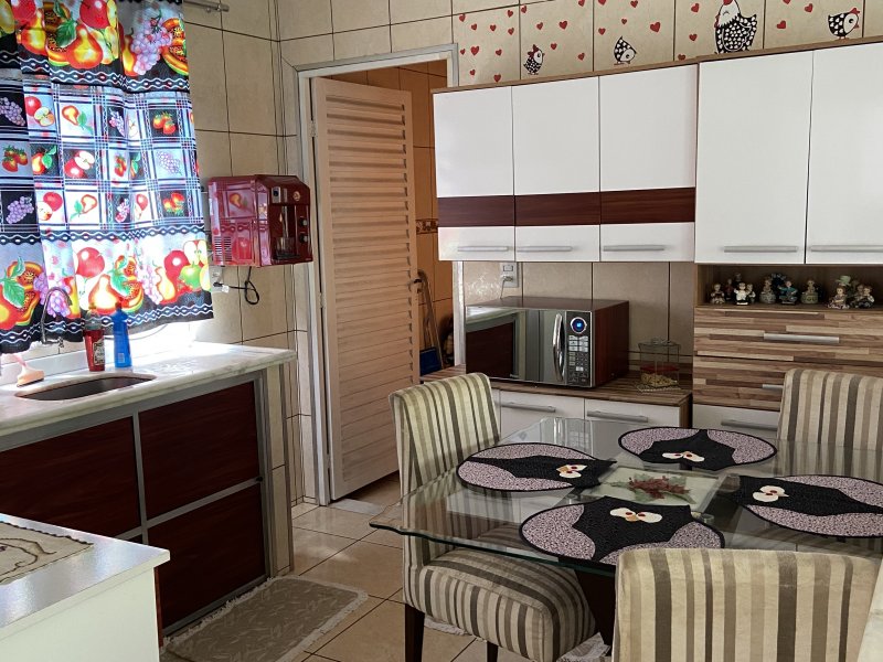 Casa à venda Vila Queiroz com 180m² e 3 quartos por R$ 280.000 - 576949182-c0b928ca-9fdd-4534-99cc-0f328669577a.jpeg