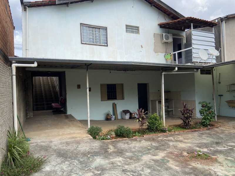 Casa à venda Vila Queiroz com 180m² e 3 quartos por R$ 280.000 - 755229362-385f43c7-dae3-4c9b-b0a9-ff43bcd19b9c.jpeg