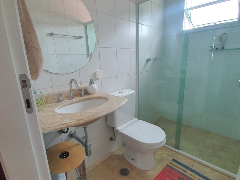 Casa de condomínio à venda Jardim Passargada I com 173m² e 3 quartos por R$ 1.500.000 - 1188191086-21-banho-1.jpeg