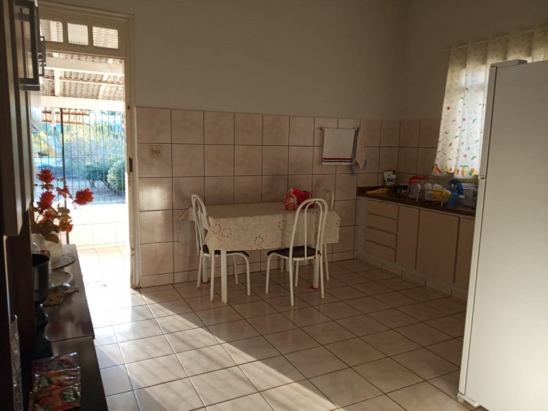 Casa à venda Vila Anselmo com 1032m² e 3 quartos por R$ 550 - 954705462-whatsapp-image-2019-06-22-at-17.jpeg