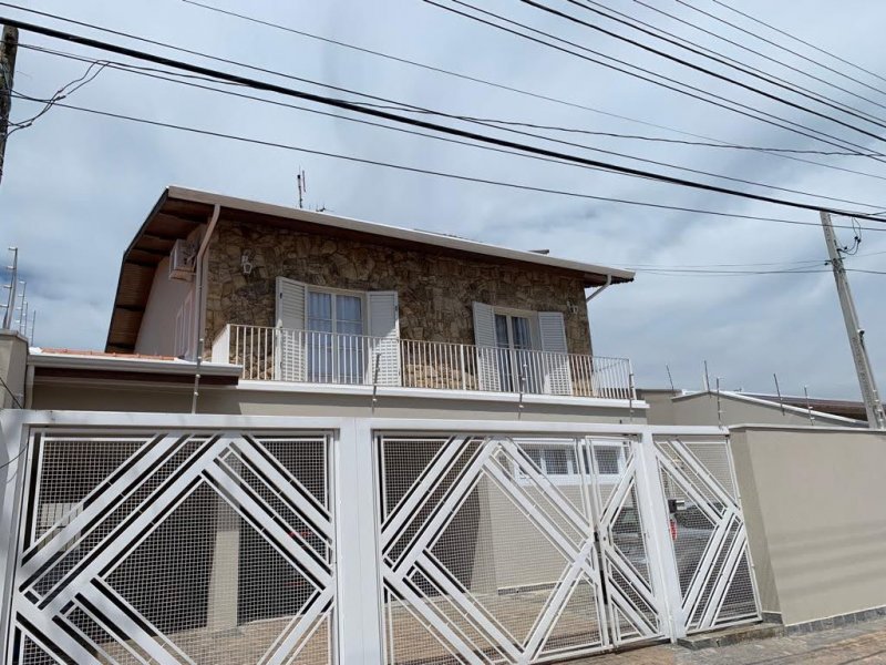 Casa à venda Jardim Santa Genebra com 300m² e 4 quartos por R$ 950.000 - 1582069068-3356a707-8564-46ba-b5ef-e3b0f042af28.jpeg