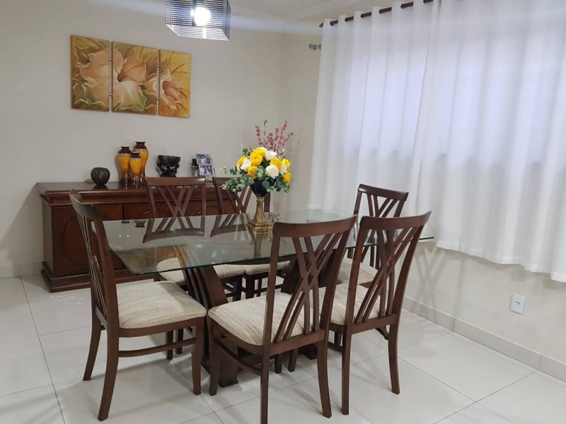 Casa à venda Jardim Santa Genebra com 300m² e 4 quartos por R$ 950.000 - 706738346-905e6ea4-27d7-4387-a0a5-2c50a1f3c7c9.jpeg