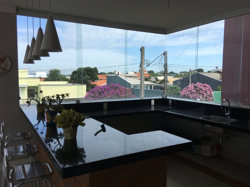 imóvel com 293m² - Parque Residencial Nova Holanda - Holambra