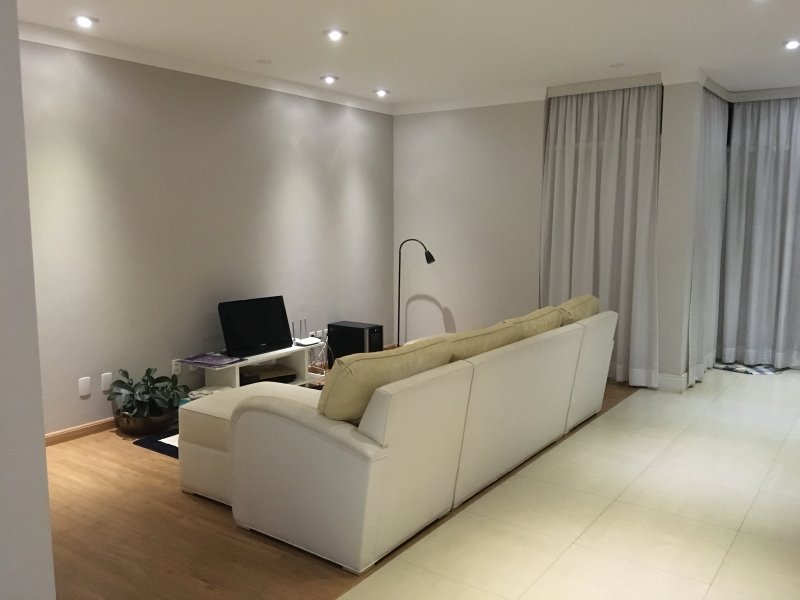 imóvel com 293m² - Parque Residencial Nova Holanda - Holambra