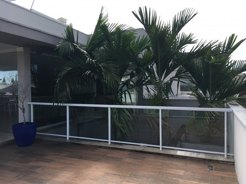 imóvel com 293m² - Parque Residencial Nova Holanda - Holambra