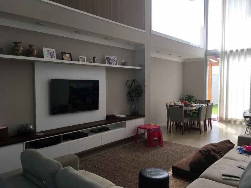 imóvel com 293m² - Parque Residencial Nova Holanda - Holambra