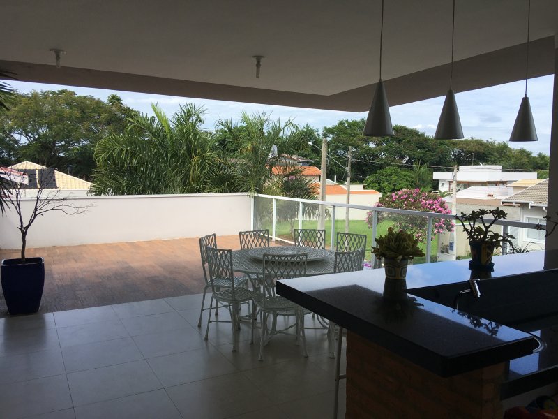 imóvel com 293m² - Parque Residencial Nova Holanda - Holambra