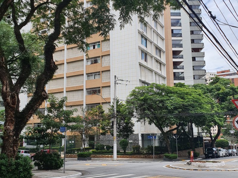 Apartamento à venda Paraíso com 111m² e 2 quartos por R$ 750.000 - 539756599-predio-esquina.jpg