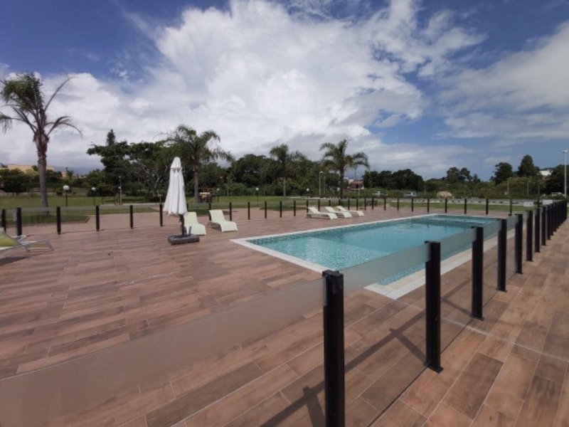Terreno à venda Ingleses do Rio Vermelho com 913m² e  quartos por R$ 850.000 - 1952511767-2b180a1b-3fe8-46bb-a3ce-5d3e2ee26860.jpeg