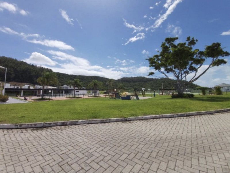 Terreno à venda Ingleses do Rio Vermelho com 913m² e  quartos por R$ 850.000 - 304266213-0115570f-721f-4529-9d2a-8b70188e3edd.jpeg