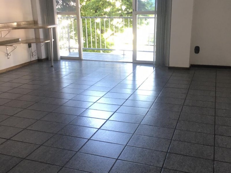 imóvel com 79m² - América - Joinville