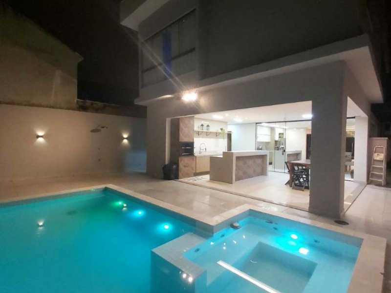 Casa de condomínio à venda Jacarepaguá com 324m² e 5 quartos por R$ 1.490.000 - 1435402349-inbound4483644835352191194.jpg