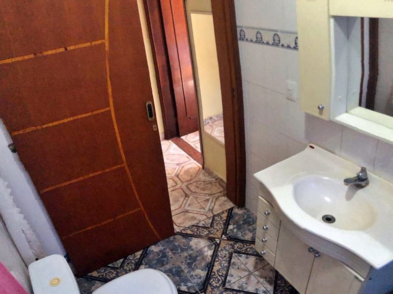 Casa à venda Jardim São José (Zona Norte) com 210m² e 3 quartos por R$ 1.200.000 - 1069713427-banheiro-alessandra-02.jpg