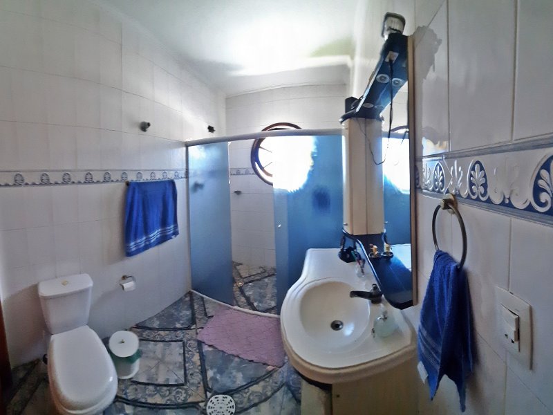 Casa à venda Jardim São José (Zona Norte) com 210m² e 3 quartos por R$ 1.200.000 - 863640777-banheiro-suite.jpg