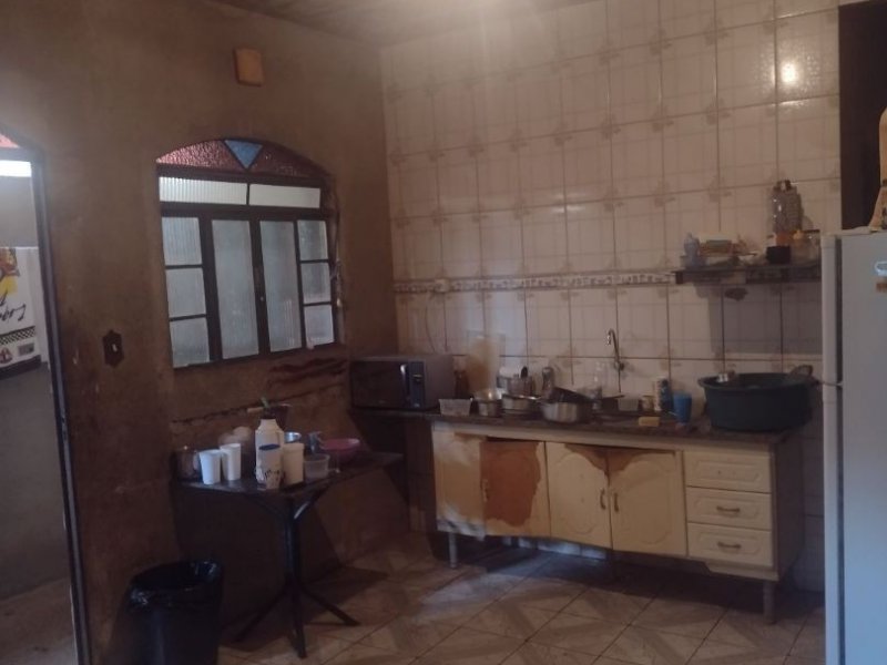 Casa à venda Jardim São Judas Tadeu (Justinópolis) com 250m² e 2 quartos por R$ 180.000 - 991085242-cf1825d7-30e9-4868-a4e0-24d953e7e24d.jpg