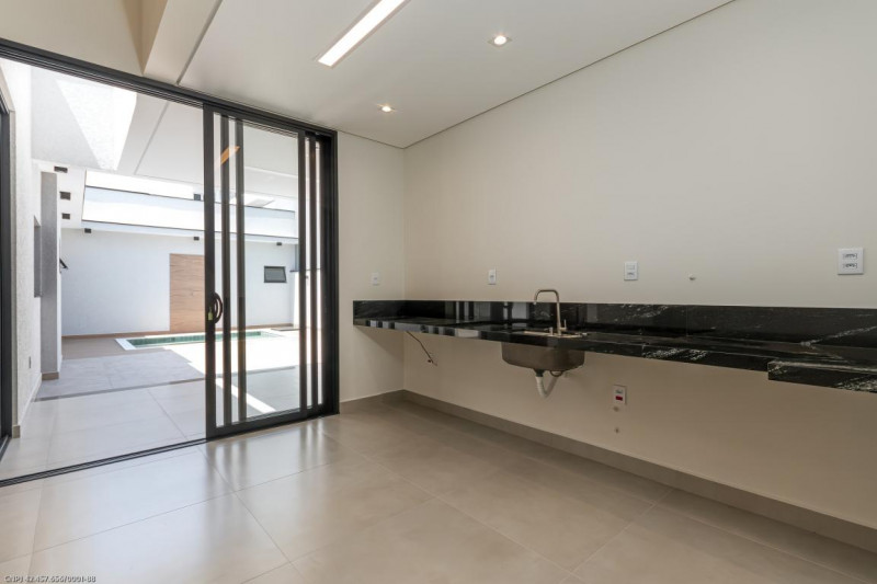 Casa de condomínio à venda Jardim Leocadia com 180m² e 3 quartos por R$ 1.195.000 - 600410548-8.jpg