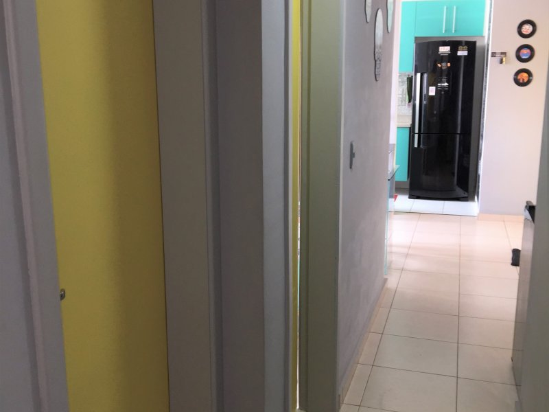 Apartamento à venda Parque Munhoz com 53m² e 2 quartos por R$ 250.000 - 1440678925-corredorrr.JPG
