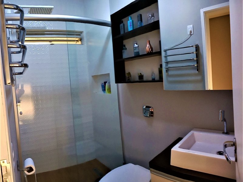 Apartamento à venda Nonoai com 60m² e 2 quartos por R$ 289.900 - 1168709245-10-banheiro.jpg