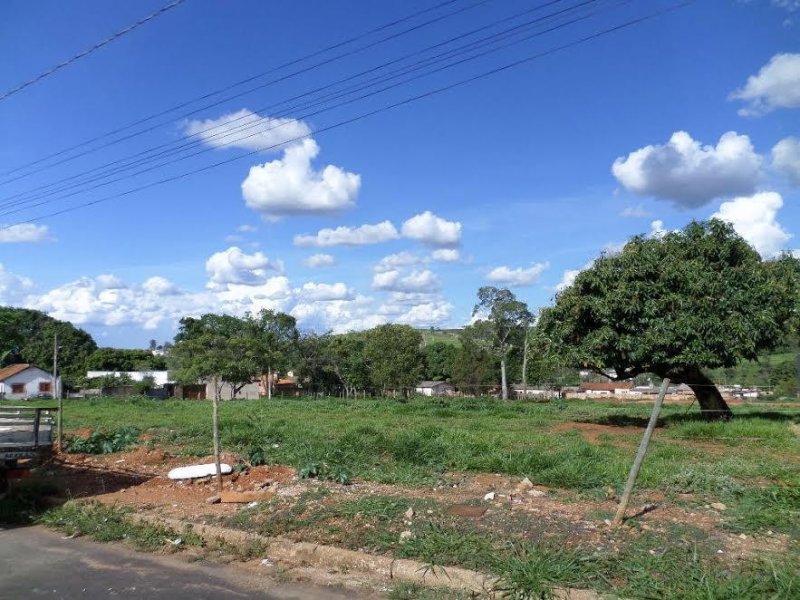 Terreno à venda Engenheiro Clovis Freitas Leal com 840m² e  quartos por R$ 220.000 - 135010507-ff4d3036-533d-4f51-94c0-12ea846f437c.jpeg