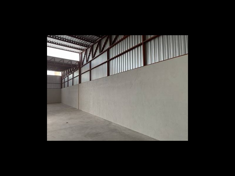 Comercial para alugar N. Sra. Aparecida com 600m² e  quartos por R$ 4.600 - 1984422549-foto-3.jpg