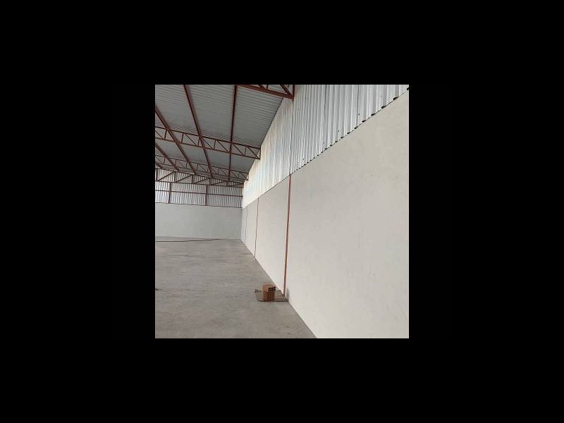 Comercial para alugar N. Sra. Aparecida com 600m² e  quartos por R$ 4.600 - 806143779-foto-2.jpg