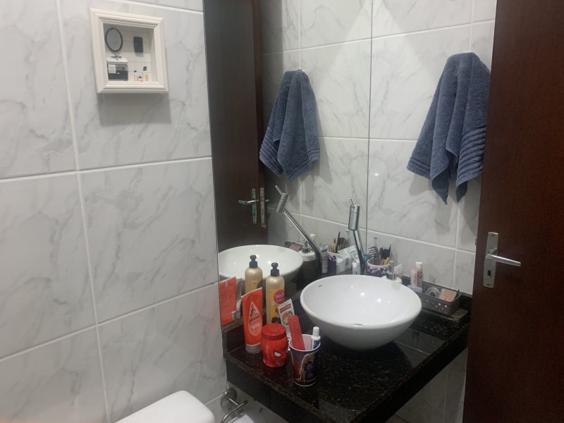 Casa à venda Jardim Santa Cecilia com 89m² e 3 quartos por R$ 290.000 - 1306225214-c0d5a183-f768-45f7-b213-3c7076d69582.jpeg