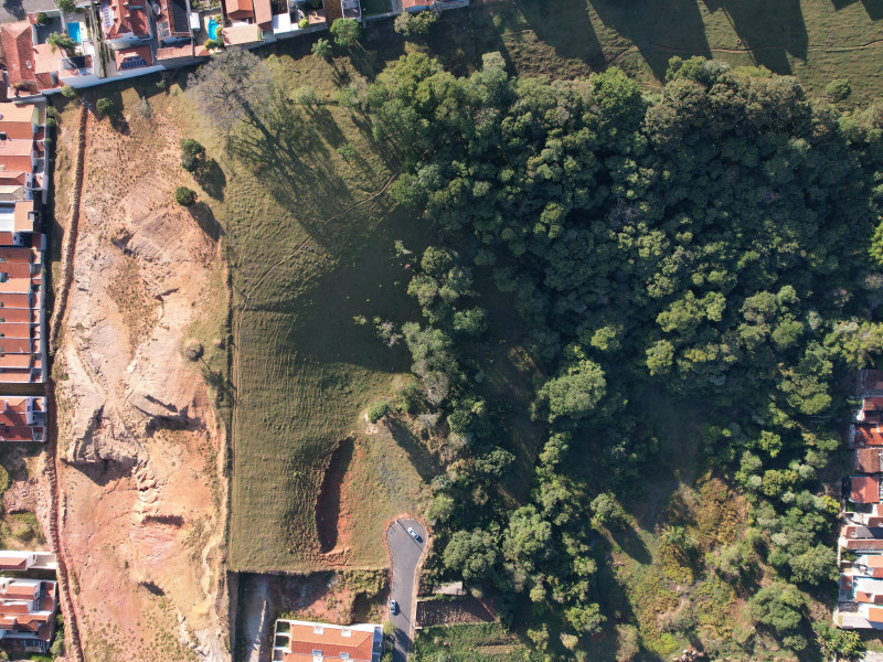 Terreno à venda Centro com 16457m² e 1 quarto por R$ 2.000.000 - copia-de-copia-de-dji-0021.JPG