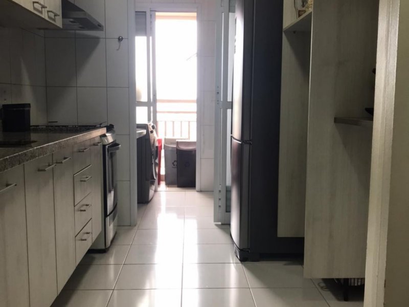 Apartamento à venda Ponta da Praia com 102m² e 3 quartos por R$ 790.000 - 738269804-ap18.jpg
