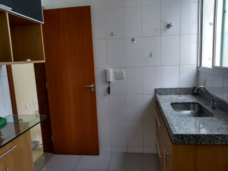 Apartamento à venda Sagrada Família com 64m² e 2 quartos por R$ 349.000 - 758980669-cozinha3.jpeg