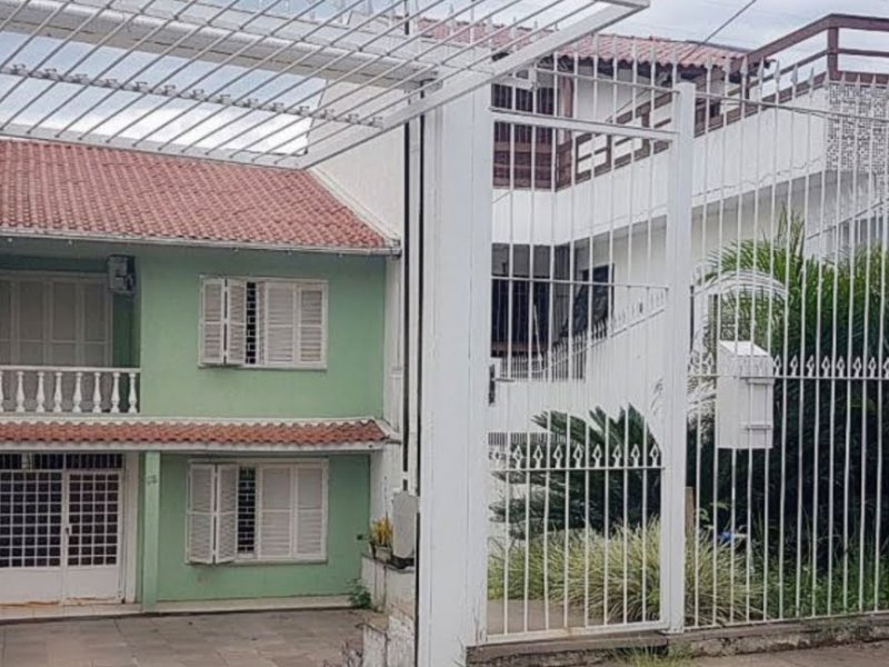 Casa à venda Bom Jesus com 240m² e 3 quartos por R$ 590.000 - 1595438128-inbound6460326806943321084.jpg