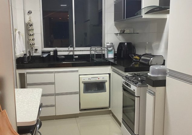 imóvel com 85m²