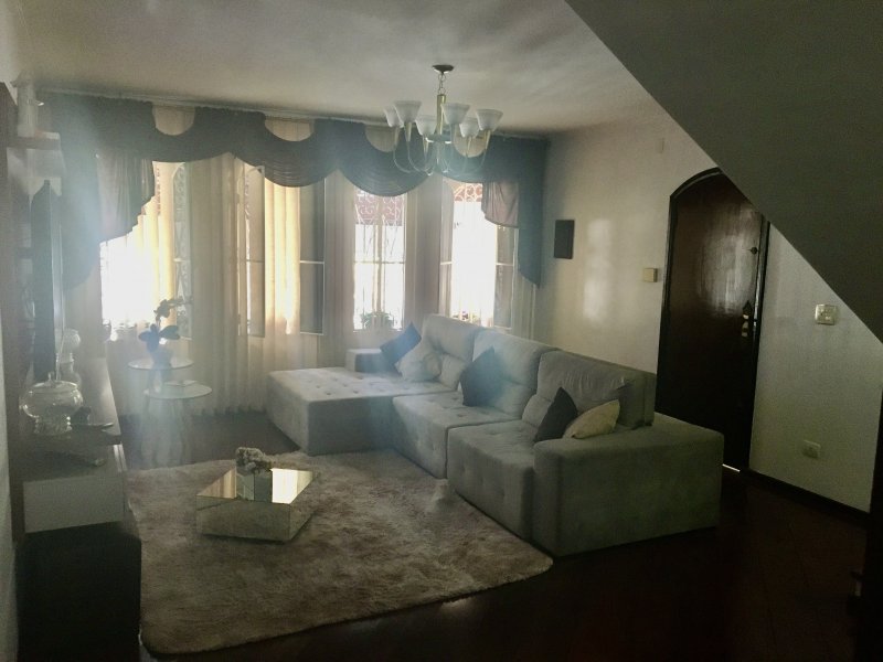 Casa à venda Vila Galvão com 174m² e 3 quartos por R$ 850.000 - 239511738-img-e8024.JPG