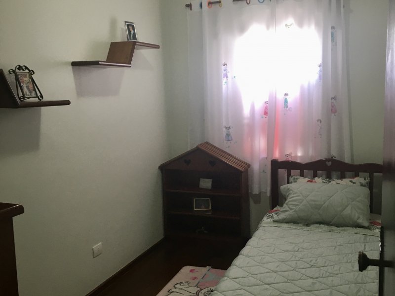 Casa à venda Vila Galvão com 174m² e 3 quartos por R$ 850.000 - 620146813-img-e8031.JPG