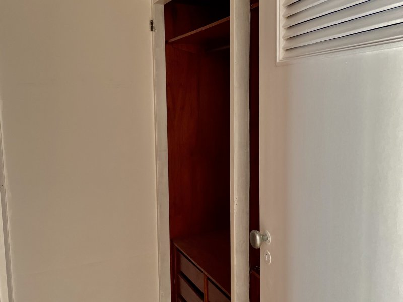 Apartamento para alugar Santa Cecília com 180m² e 3 quartos por R$ 3.900 - 1144946384-8-closet.jpeg