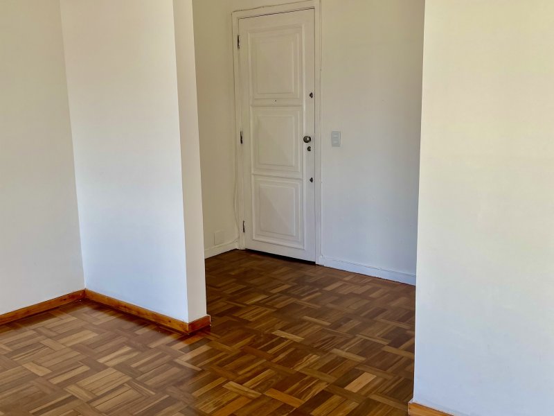 Apartamento para alugar Santa Cecília com 180m² e 3 quartos por R$ 3.900 - 1662763954-5-entrada-sala-2.jpeg