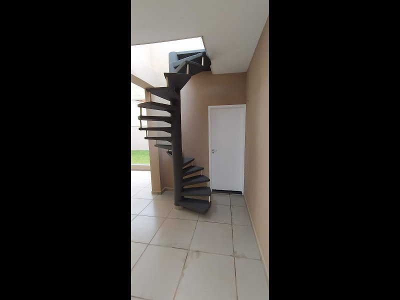 Casa à venda Jardim Paraíso com 161m² e 2 quartos por R$ 530.000 - 472975250-escada.jpg