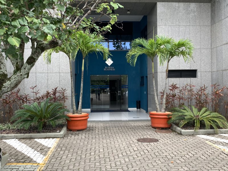 Comercial para alugar Barra da Tijuca com 29m² e  quartos por R$ 1.200 - 1245856311-dd4820d7-10f9-4c1d-803a-000487e1b4d4.jpeg