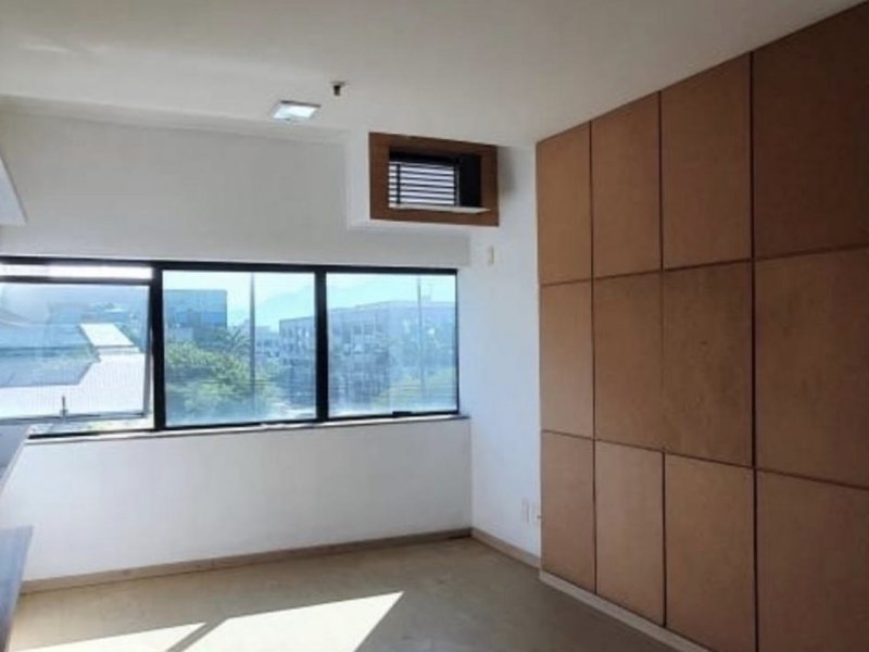 Comercial para alugar Barra da Tijuca com 29m² e  quartos por R$ 1.200 - 1576645391-9d8968f6-4cf5-47c8-85b8-5a87e261dd3f.jpeg