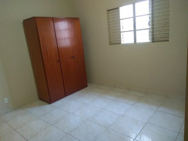 Casa à venda Centro com 170m² e 4 quartos por R$ 265.000 - 809970416-img-20210327-152923358.jpg