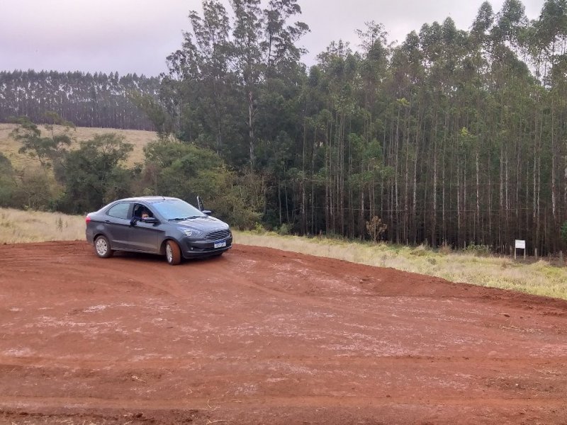 imóvel com 1000m² - Jardim Aguas Claras - Bragança Paulista