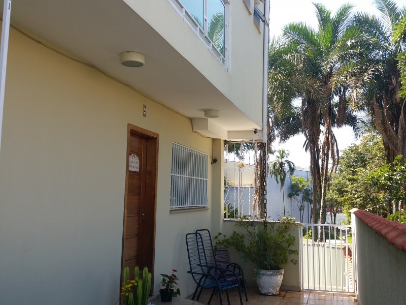 Casa de condomínio à venda Vila Lucinda com 235m² e 3 quartos por R$ 700.000 - 1089948238-b-frente-da-casa-11.jpg