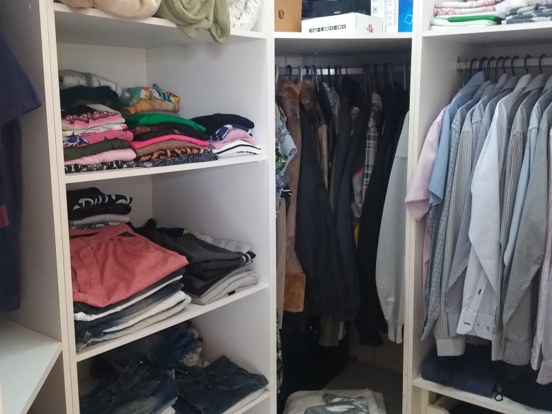 Casa de condomínio à venda Vila Lucinda com 235m² e 3 quartos por R$ 700.000 - 1163606119-n-suite-master-closet-3.jpg